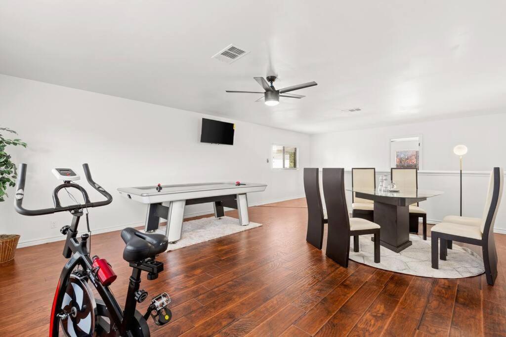 5 Bedrooms With Chefs Kitchen 2 Masters Room And Game Lounge San Antonio Exterior photo